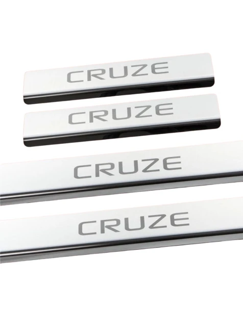 nakladki-progowe-chevrolet-cruze-stal-nierdzewna-polysk-grawer-lustro-chrom (2).jpg