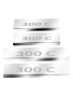 nakladki-progowe-chrysler-300c-stal-nierdzewna-polysk-grawer-lustro-chrom.webp