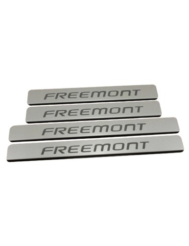 nakladki-progowe-fiat-freemont-stal-nierdzewna-polysk-grawer-lustro-chrom.jpg