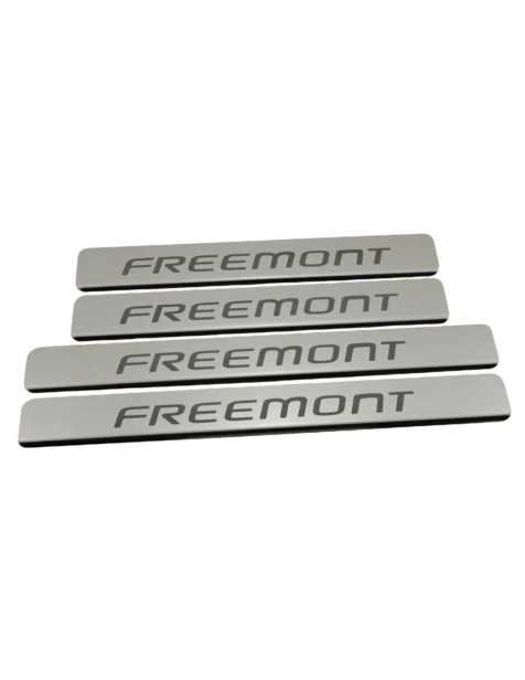 nakladki-progowe-fiat-freemont-stal-nierdzewna-polysk-grawer-lustro-chrom.jpg