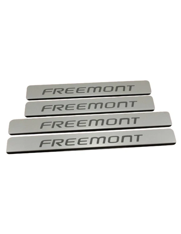 nakladki-progowe-fiat-freemont-stal-nierdzewna-polysk-grawer-lustro-chrom.jpg