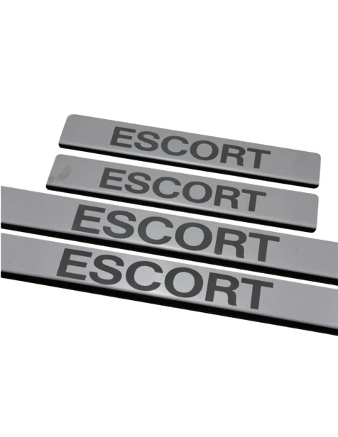 nakladki-progowe-ford-escort-stal-nierdzewna-polysk-grawer-lustro-chrom.jpg