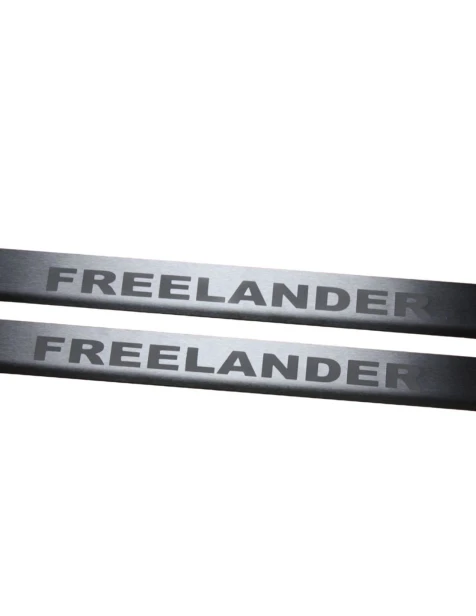 nakladki-progowe-land-rover-freelander-mk1-3-drzwi-stal-nierdzewna-mat-grawer-szczotkowana-stal.jpg