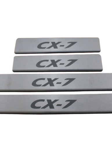 nakladki-progowe-mazda-cx-7-stal-nierdzewna-mat-grawer-szczotkowana-stal.jpg