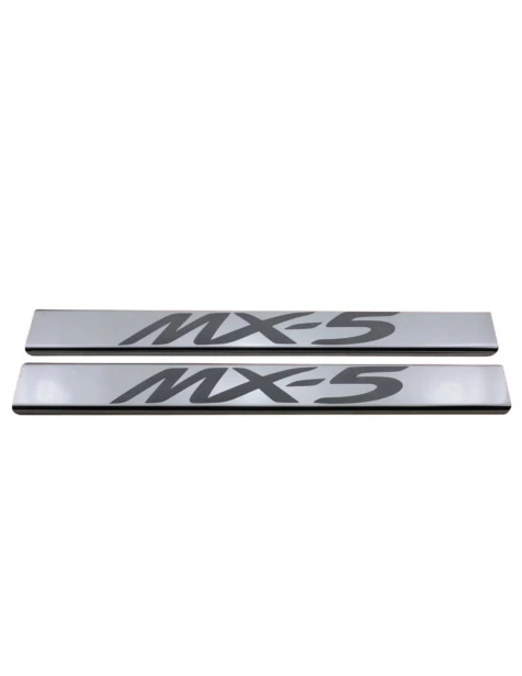 nakladki-progowe-mazda-mx-5-stal-nierdzewna-polysk-grawer-lustro-chrom (2).jpg