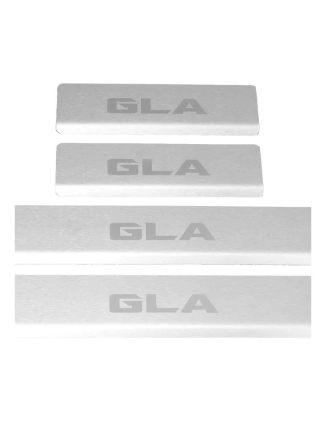 nakladki-progowe-mercedes-gla-x156-stal-nierdzewna-mat-grawer-szczotkowana-stal (2).webp