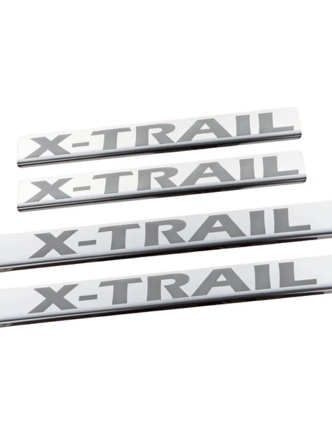 nakladki-progowe-nissan-x-trail-mk1-stal-nierdzewna-polysk-grawer-lustro-chrom.jpg