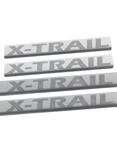 nakladki-progowe-nissan-x-trail-mk1-stal-nierdzewna-mat-grawer-szczotkowana-stal.jpg