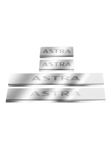 nakladki-progowe-opel-astra-G-stal-nierdzewna-polysk-grawer-lustro-chrom.webp