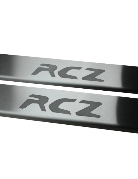nakladki-progowe-peugeot-rcz-stal-nierdzewna-mat-grawer-szczotkowana-stal.jpg