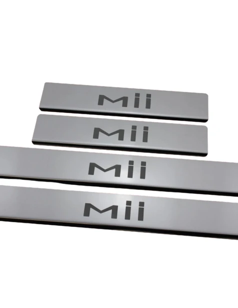 nakladki-progowe-seat-mii-stal-nierdzewna-polysk-grawer-lustro-chrom.jpg