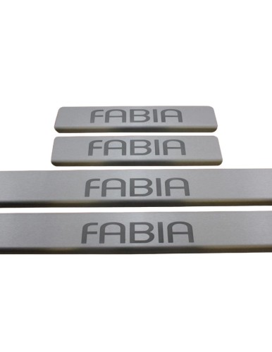 nakladki-progowe-skoda-fabia-mk2-stal-nierdzewna-mat-grawer-szczotkowana-stal.jpg