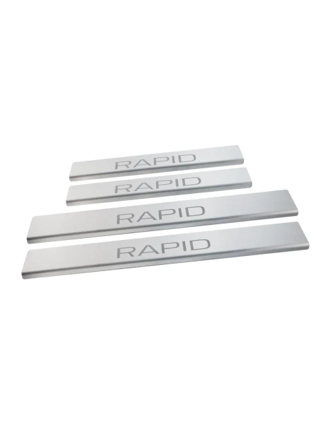 nakladki-progowe-skoda-rapid-stal-nierdzewna-mat-grawer-szczotkowana-stal (2).webp