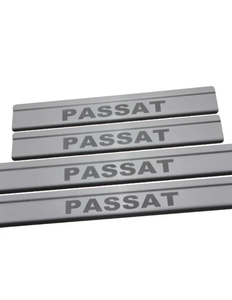 nakladki-progowe-vw-passat-B7-stal-nierdzewna-mat-grawer-szczotkowana-stal (1).jpg