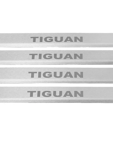 nakladki-progowe-vw-tiguan-mk2-stal-nierdzewna-mat-grawer-szczotkowana-stal (2).webp