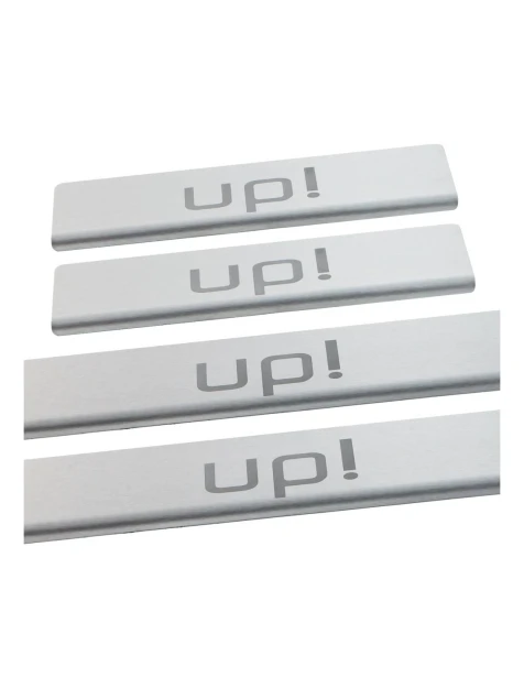 nakladki-progowe-vw-up!-stal-nierdzewna-mat-grawer-szczotkowana-stal (2).webp