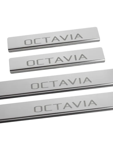 nakladki-progowe-skoda-octavia-Mk4-stal-nierdzewna-polysk-grawer-lustro-chrom.webp