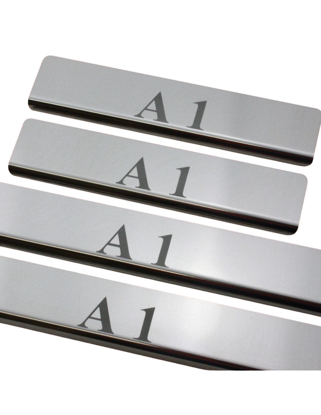 nakladki-progowe-audi-A1-8x-stal-nierdzewna-polysk-grawer-chrom.jpg